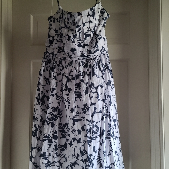 Cotton sundress, navy & white size 8 EUC - Picture 1 of 2